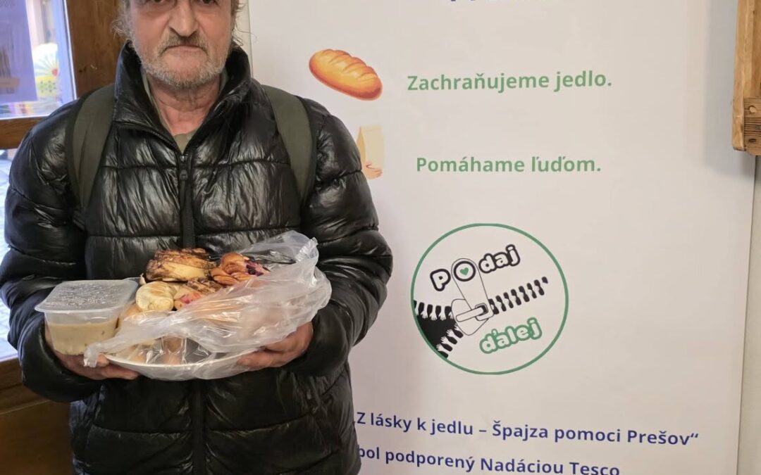 ZÁCHRANÁRI JEDLA